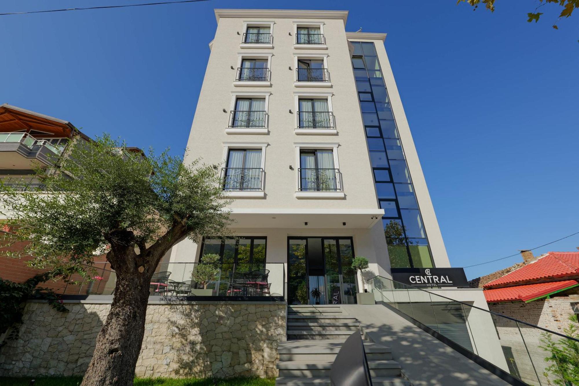 Hotel Central Vlorë Buitenkant foto
